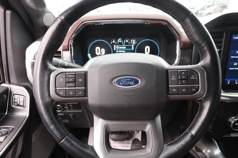 Ford F-150 Vehicle Full-screen Gallery Image 10