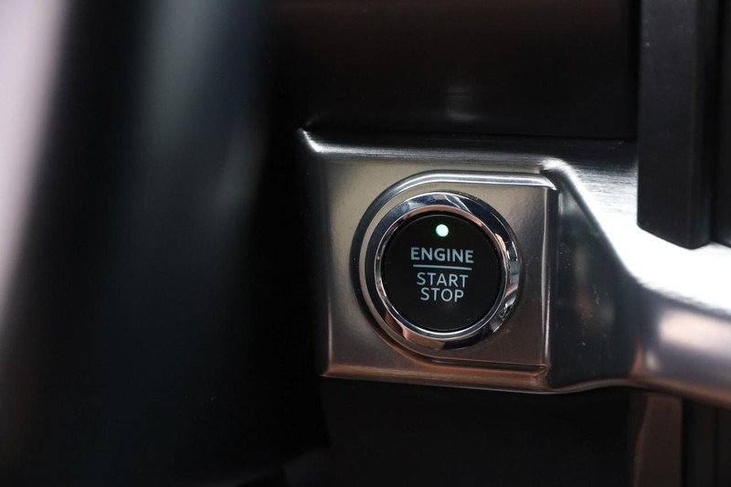 Ford F-150 Vehicle Full-screen Gallery Image 14