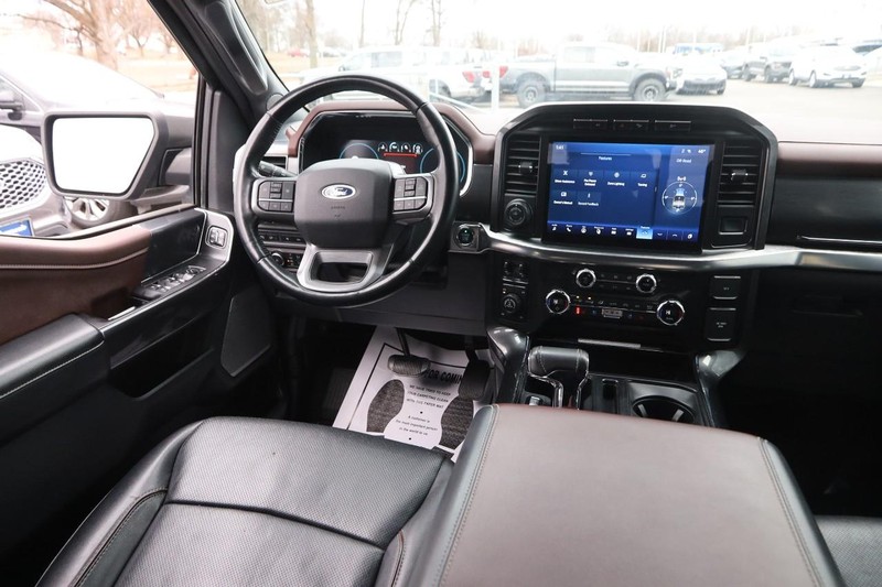 Ford F-150 Vehicle Full-screen Gallery Image 21