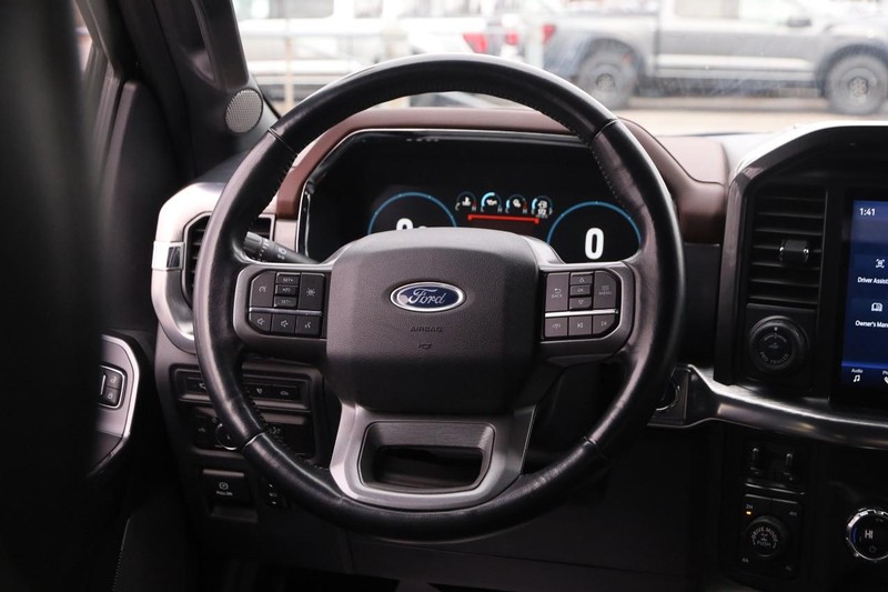 Ford F-150 Vehicle Full-screen Gallery Image 22