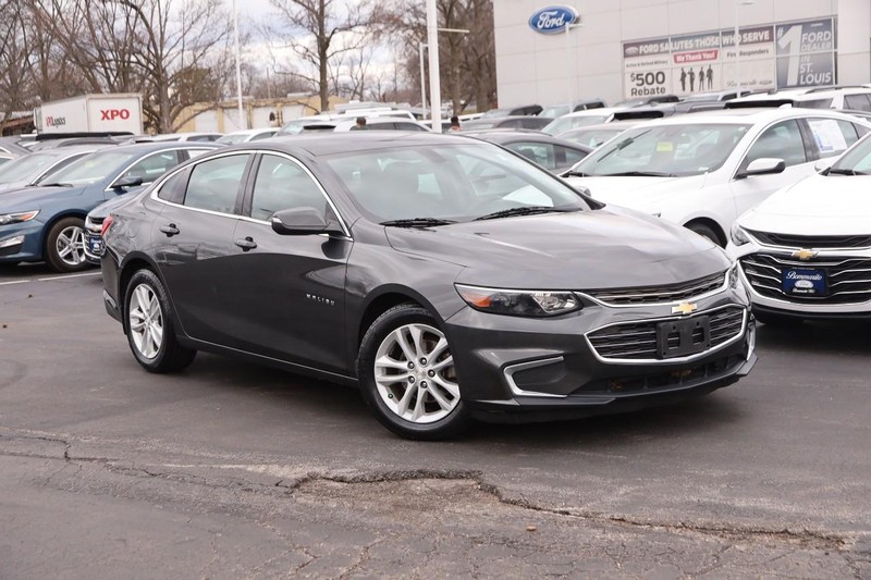 Chevrolet Malibu Vehicle Full-screen Gallery Image 2