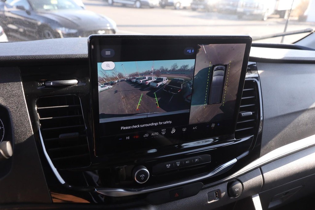 Ford Transit Passenger Wagon Vehicle Image 15