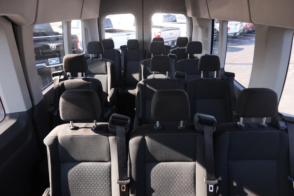 Ford Transit Passenger Wagon Vehicle Image 21