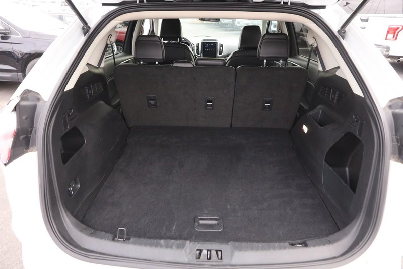 Ford Edge Vehicle Image 07