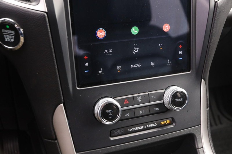 Ford Edge Vehicle Image 17