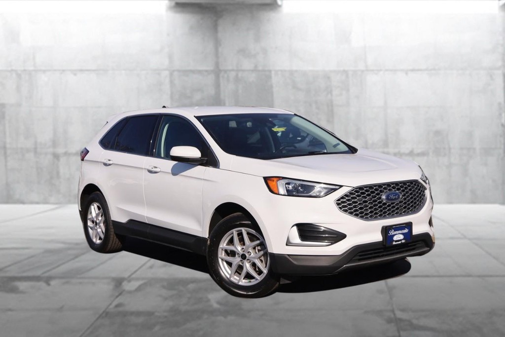 Ford Edge Vehicle Image 02