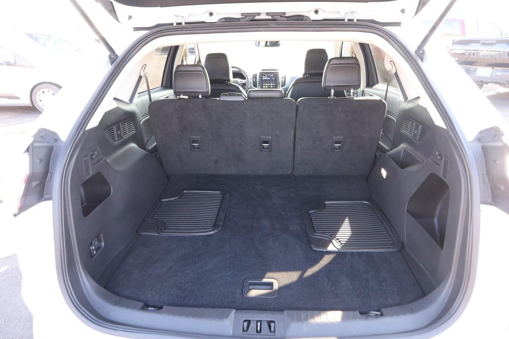 Ford Edge Vehicle Image 07