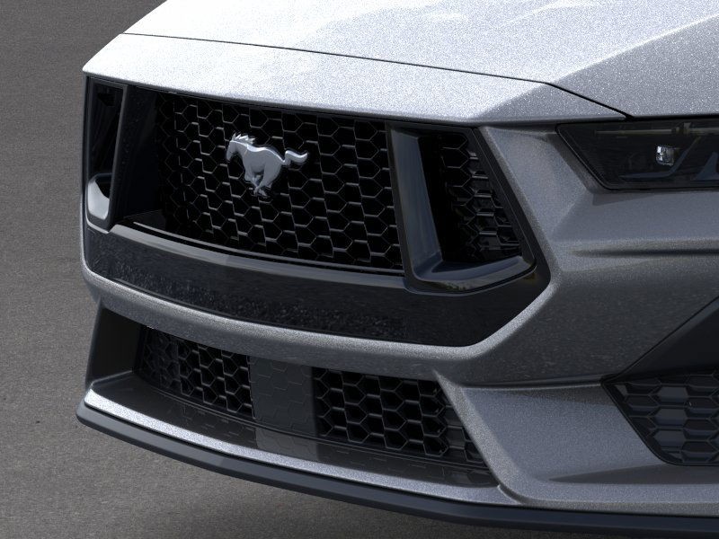 Ford Mustang Vehicle Full-screen Gallery Image 17