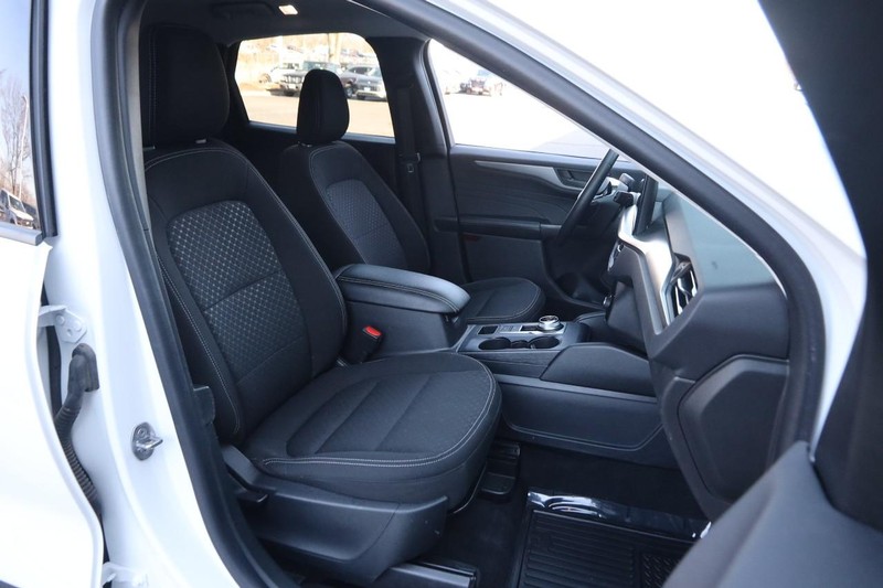 Ford Escape Vehicle Image 25