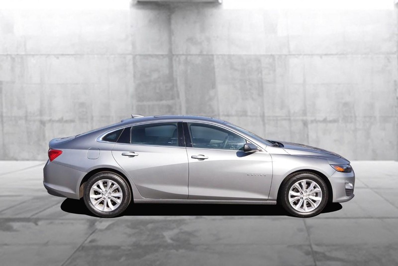 Chevrolet Malibu Vehicle Image 05