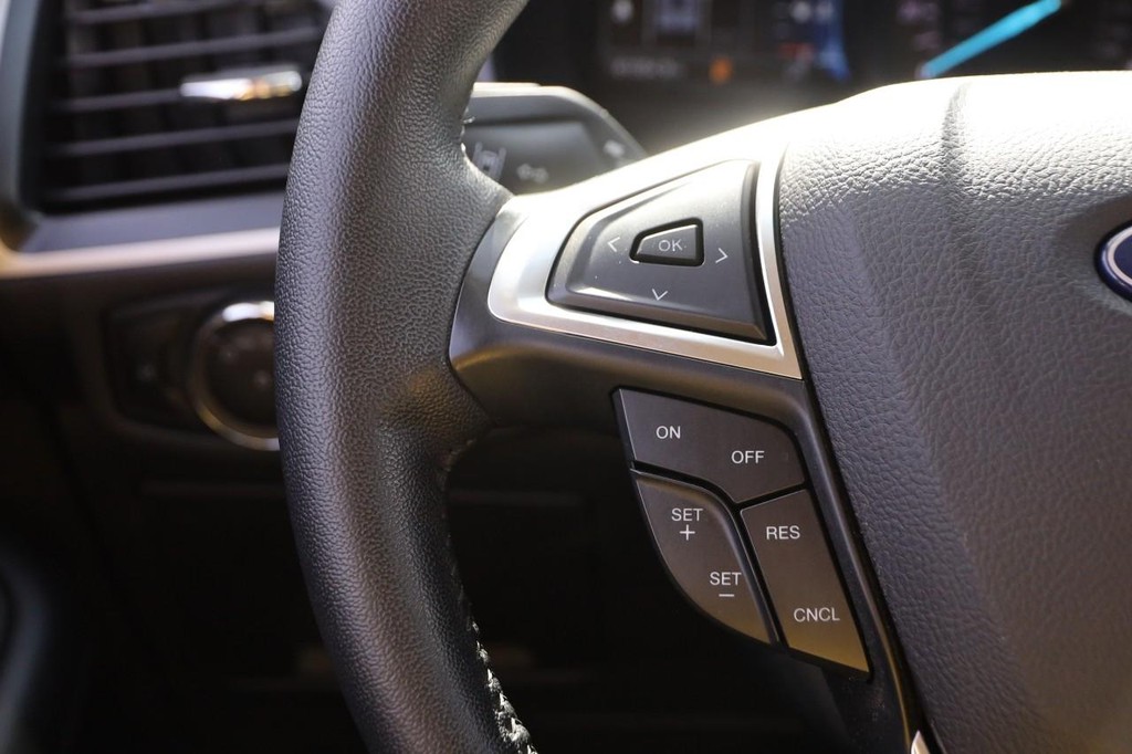 Ford Edge Vehicle Image 08