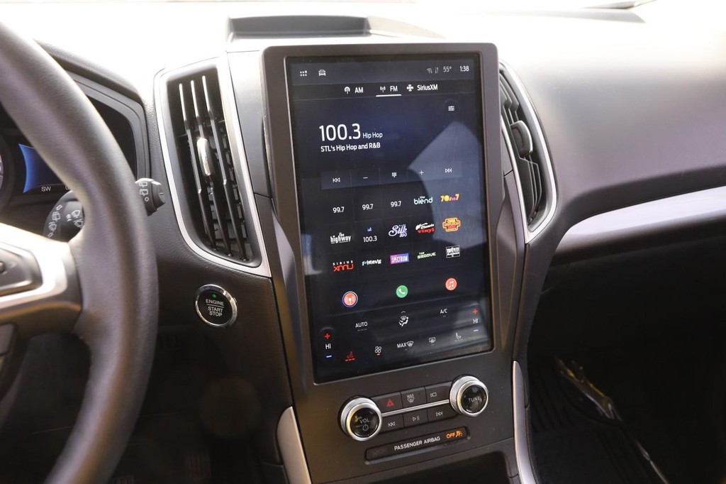 Ford Edge Vehicle Image 12