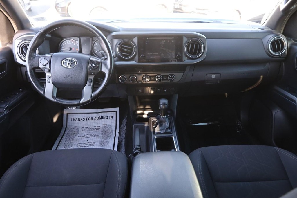 Toyota Tacoma Vehicle Image 19