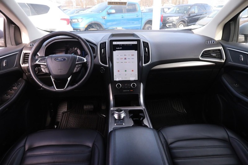 Ford Edge Vehicle Image 19