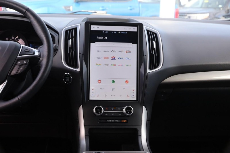 Ford Edge Vehicle Image 22