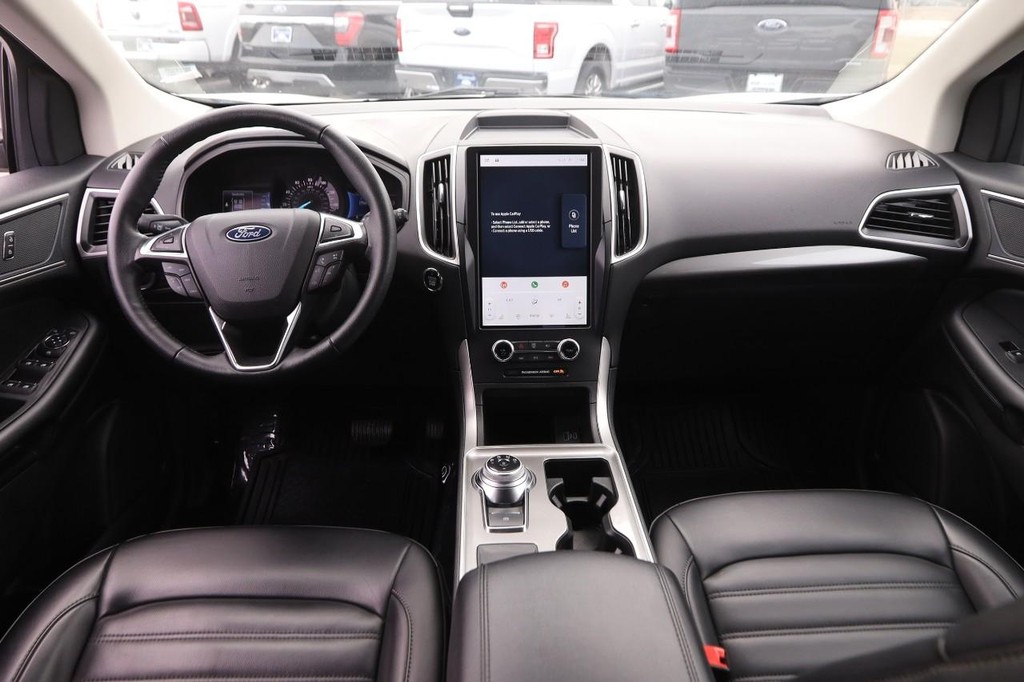 Ford Edge Vehicle Image 19