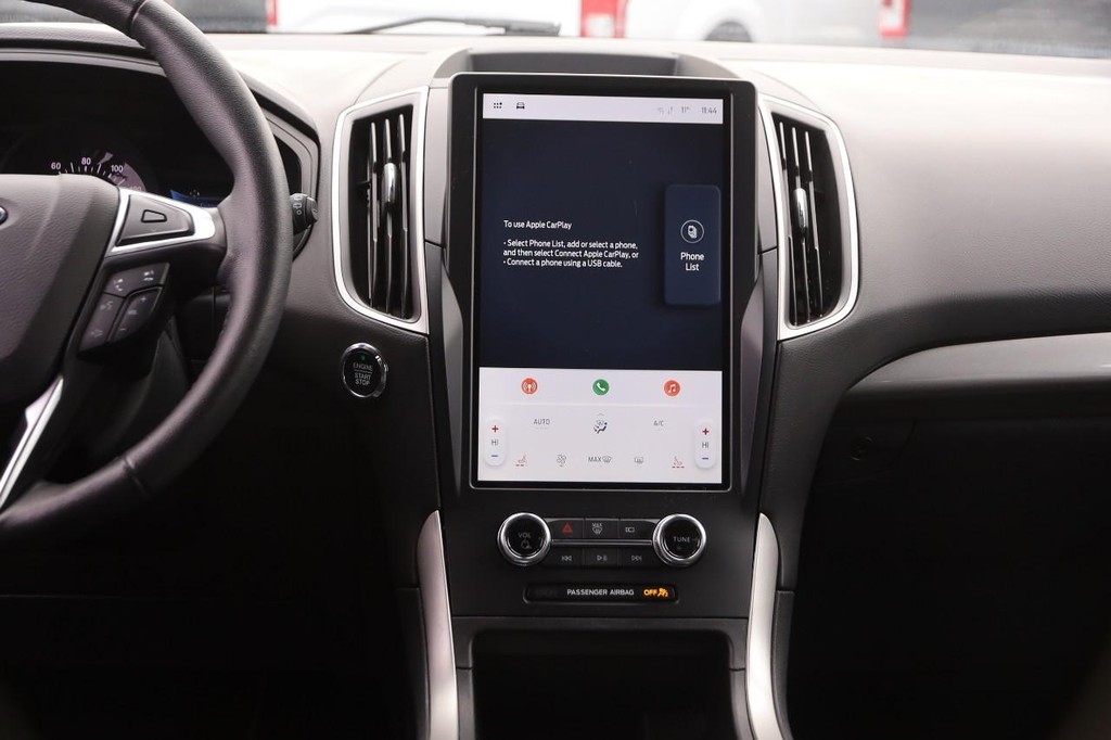 Ford Edge Vehicle Image 22