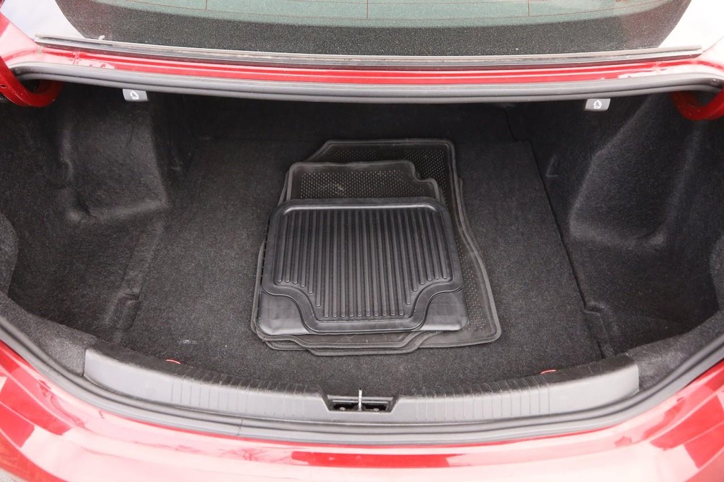 Chevrolet Malibu Vehicle Image 07