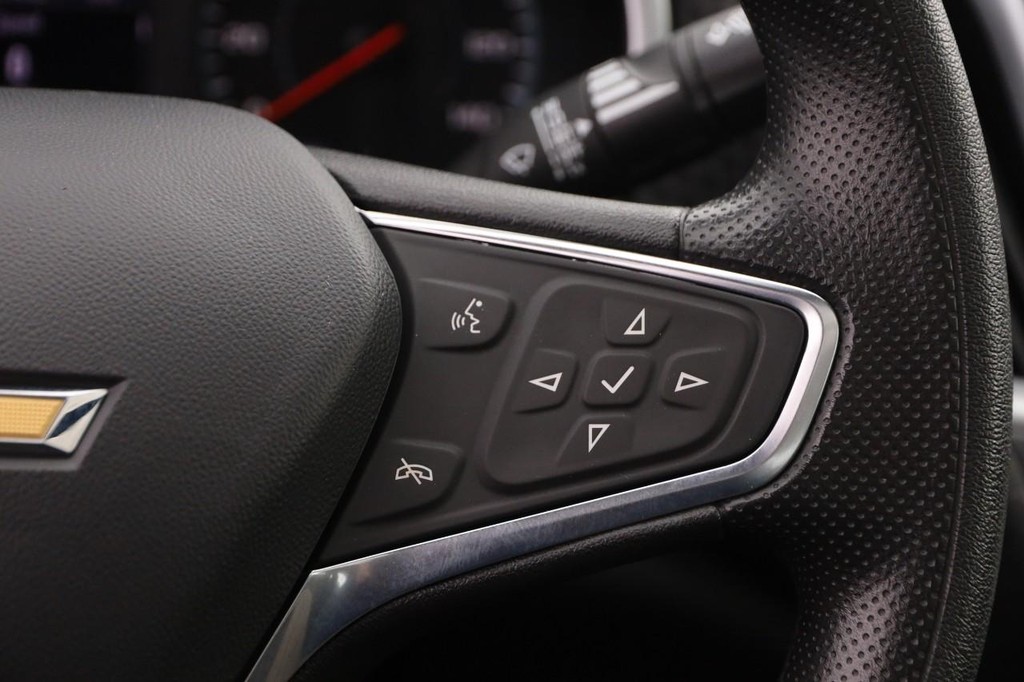 Chevrolet Malibu Vehicle Image 13