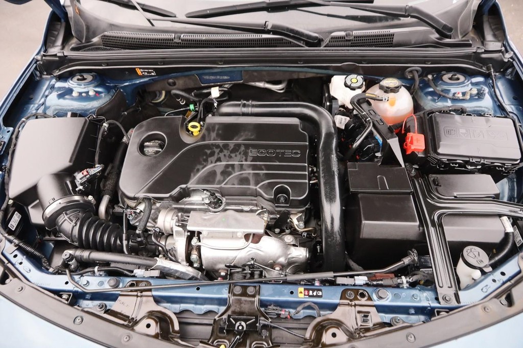 Chevrolet Malibu Vehicle Image 26