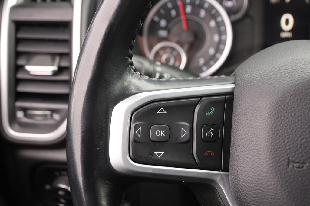 Ram 1500 Vehicle Image 11