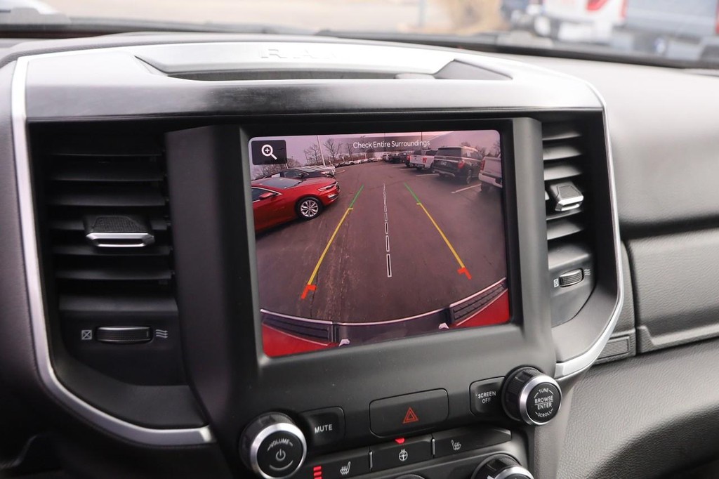 Ram 1500 Vehicle Image 16