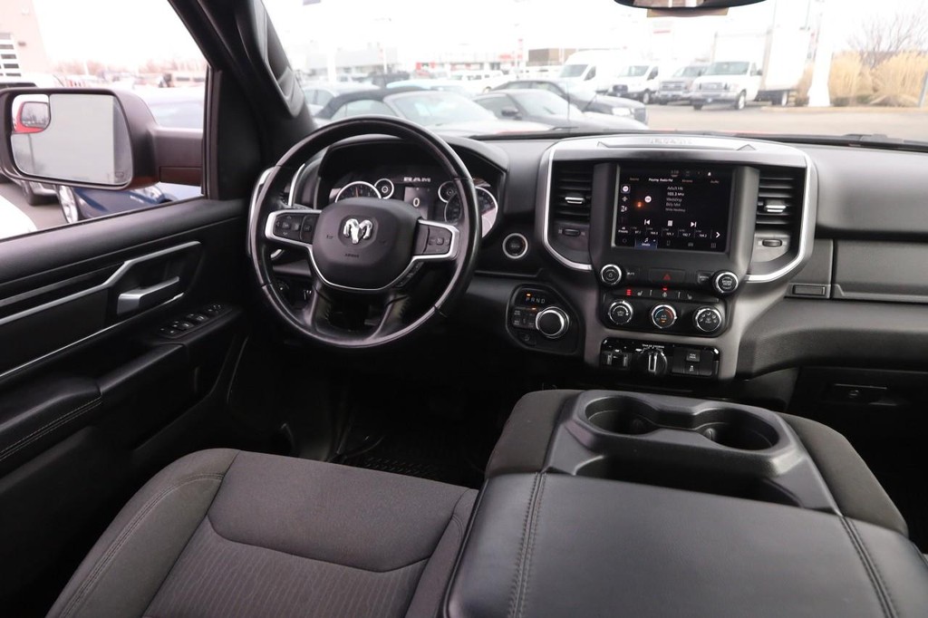 Ram 1500 Vehicle Image 21