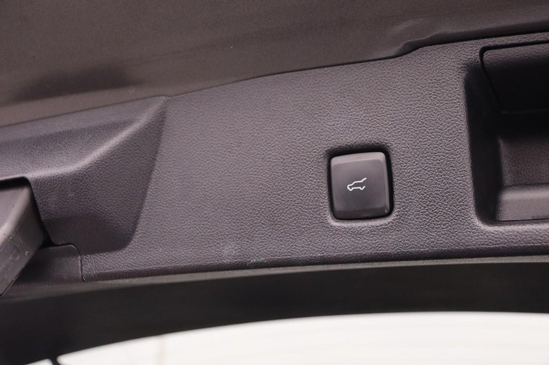 Ford Escape Vehicle Image 08