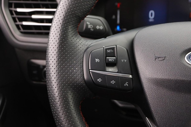 Ford Escape Vehicle Image 12