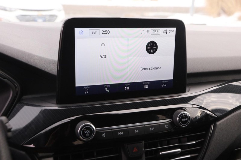 Ford Escape Vehicle Image 16