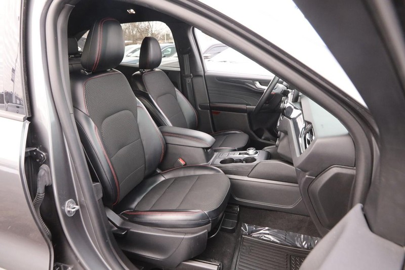 Ford Escape Vehicle Image 26