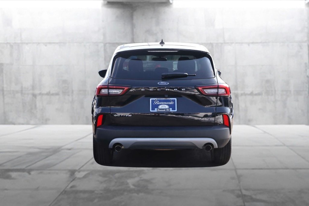 Ford Escape Vehicle Image 06