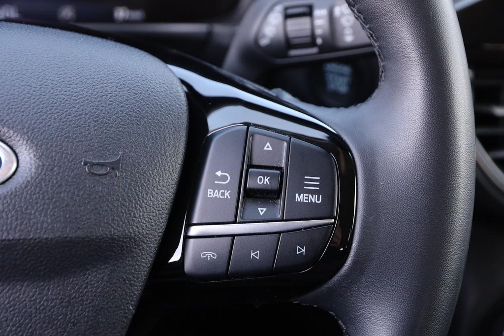 Ford Escape Vehicle Image 13