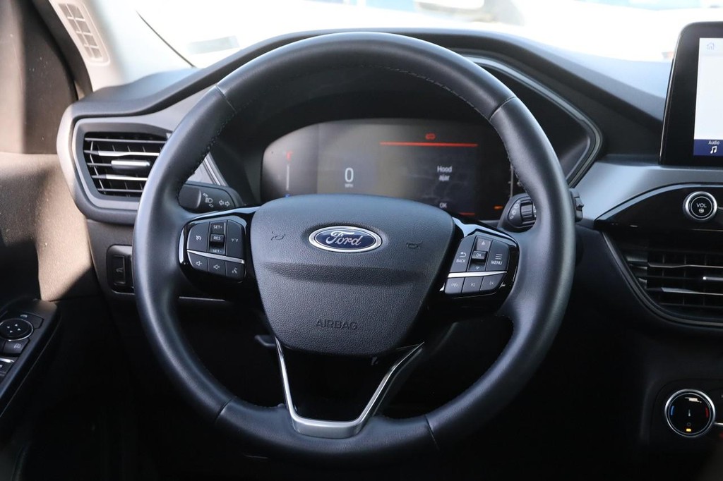 Ford Escape Vehicle Image 22