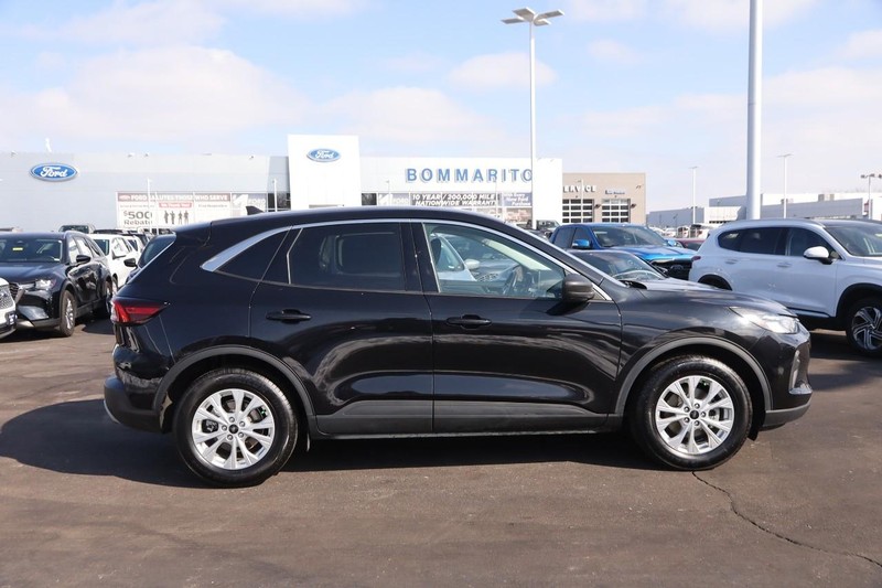 Ford Escape Vehicle Image 05