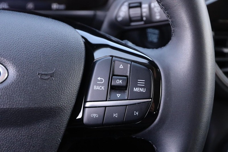 Ford Escape Vehicle Image 13