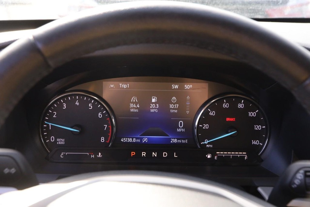 Ford Explorer Vehicle Image 16