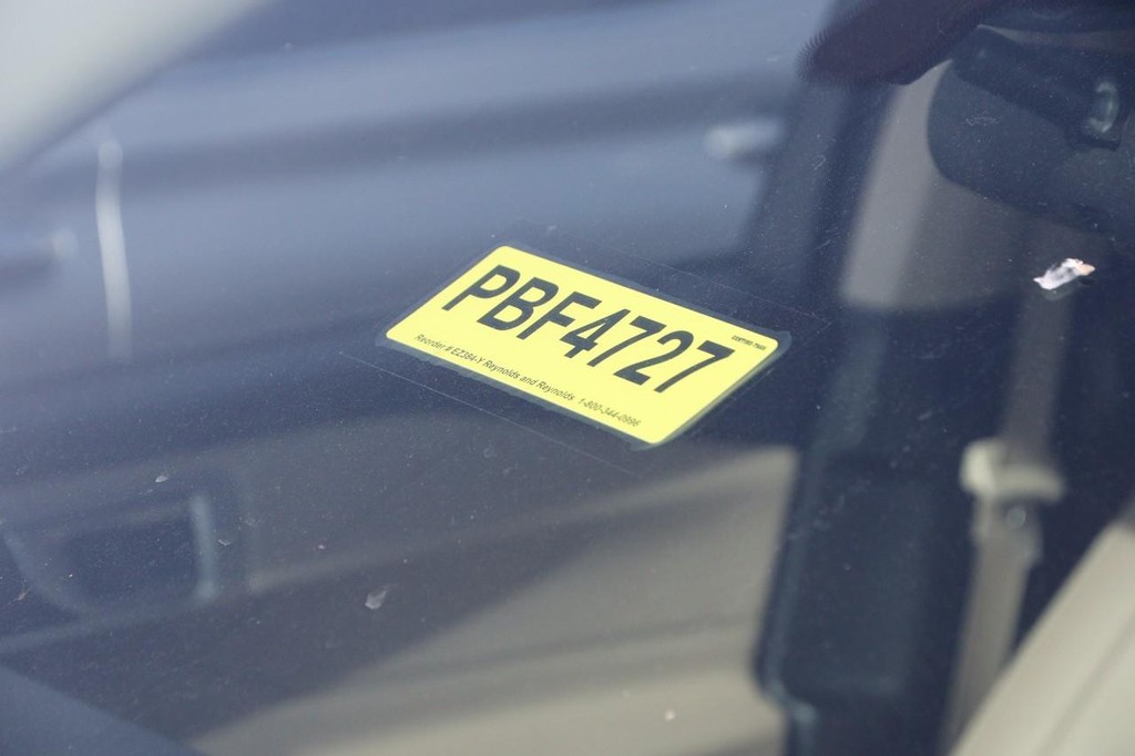 Ford Explorer Vehicle Image 30