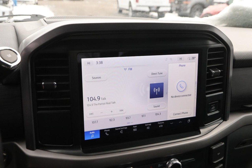 Ford F-150 Vehicle Full-screen Gallery Image 14