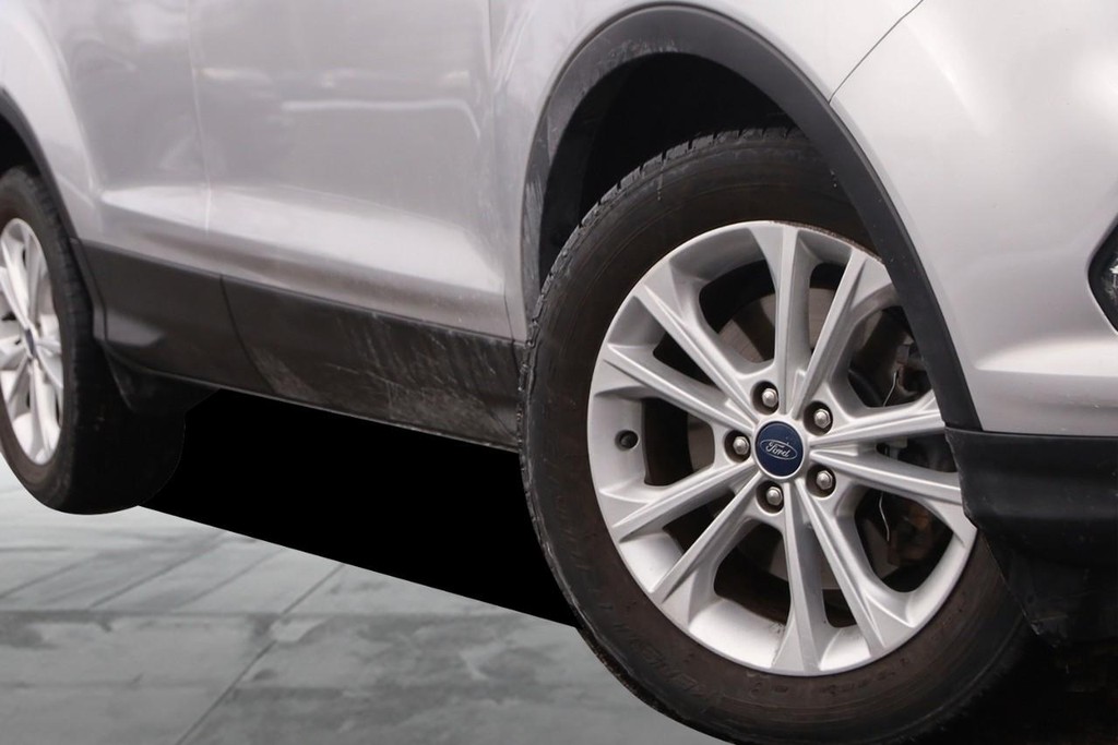 Ford Escape Vehicle Image 03