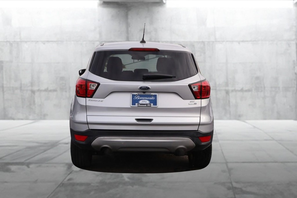 Ford Escape Vehicle Image 06