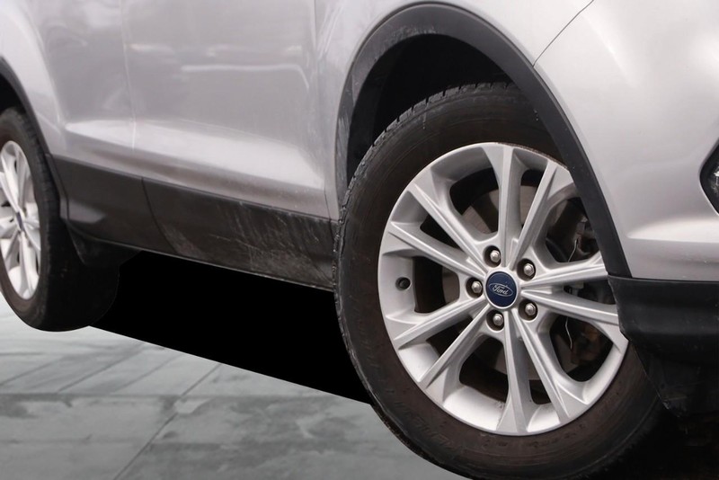 Ford Escape Vehicle Image 03