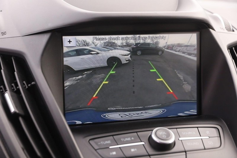 Ford Escape Vehicle Image 17