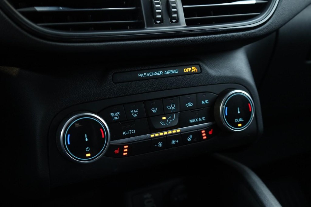 Ford Escape Vehicle Image 13