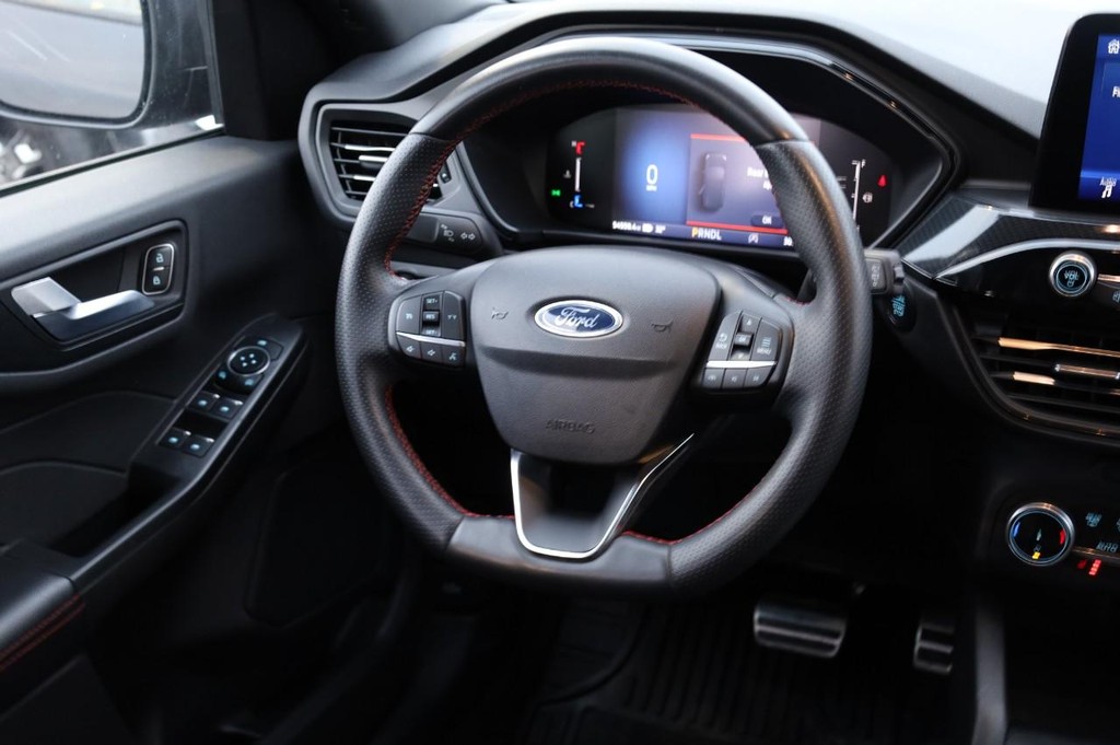 Ford Escape Vehicle Image 22