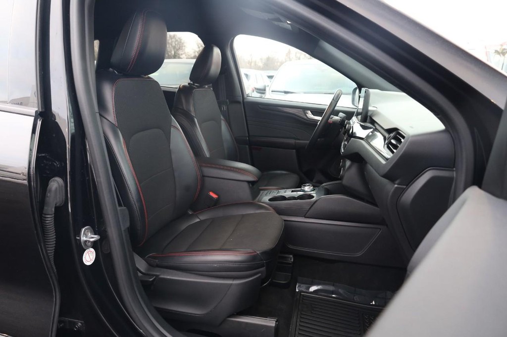 Ford Escape Vehicle Image 23