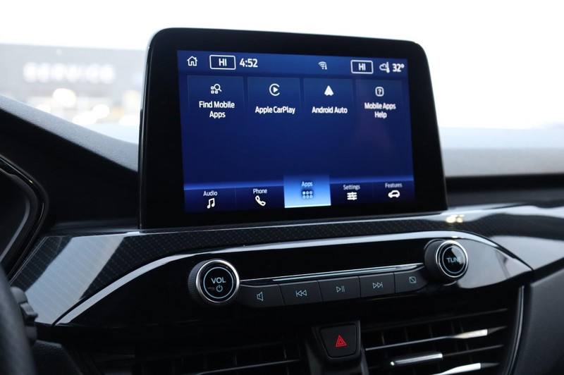 Ford Escape Vehicle Image 11