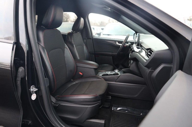 Ford Escape Vehicle Image 23