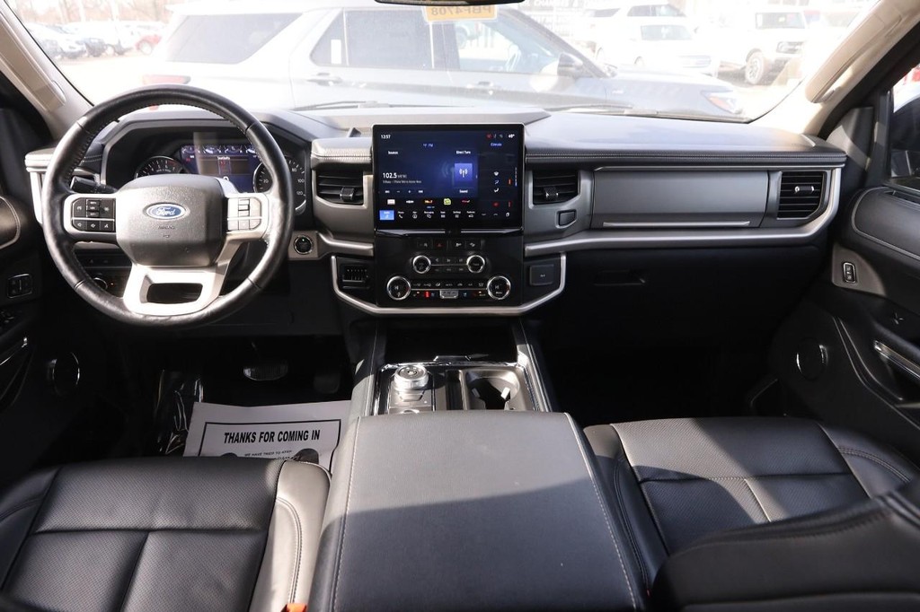 Ford Expedition Max Vehicle Image 22