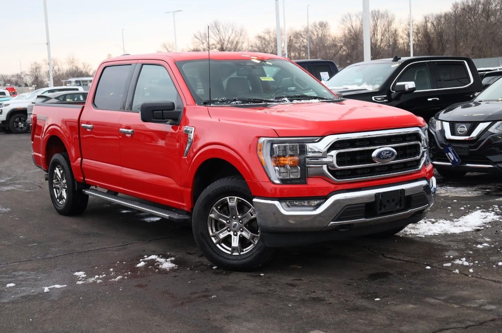 Ford F-150 Vehicle Full-screen Gallery Image 2